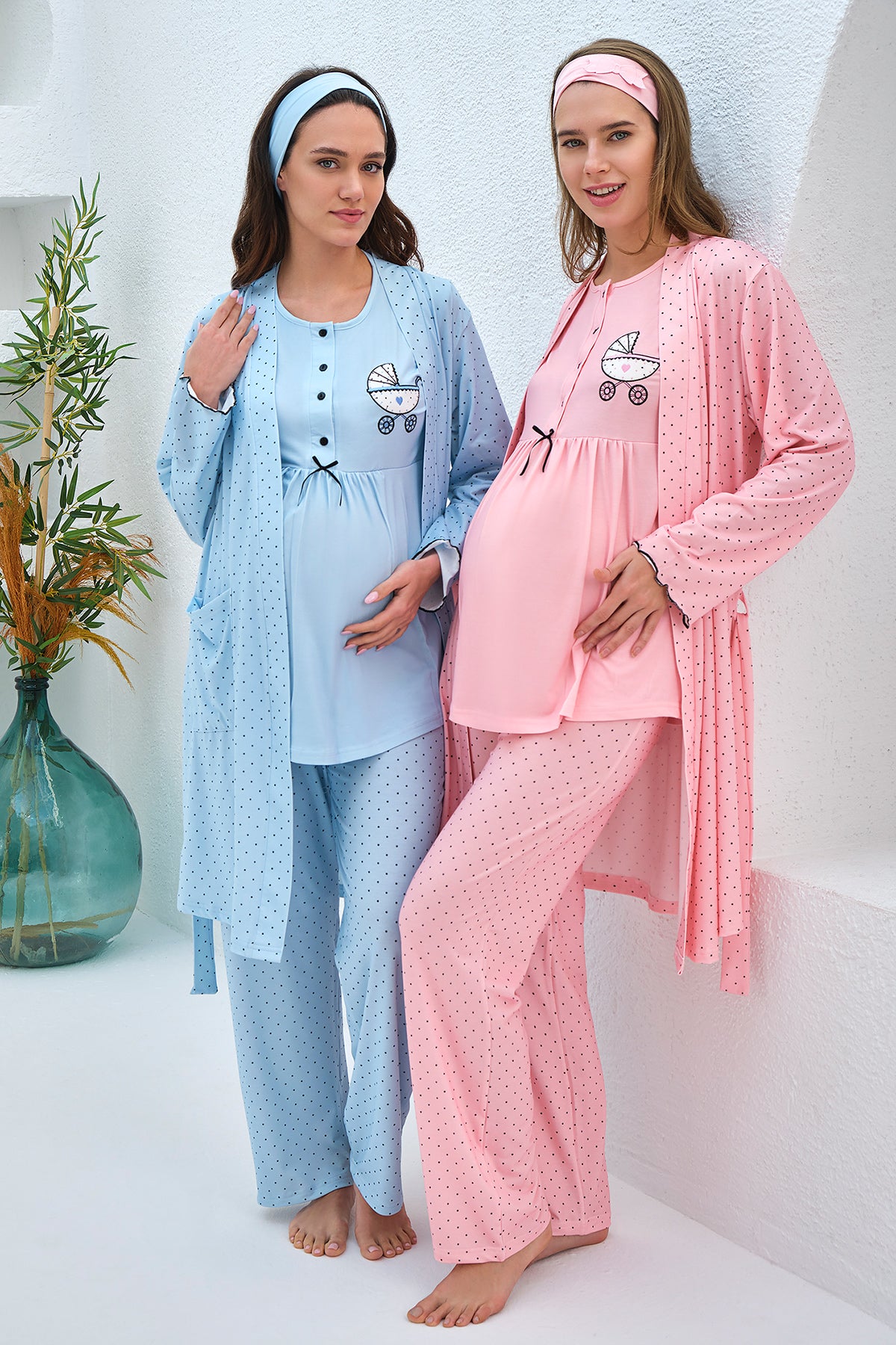 Shopymommy 4301 3-Pieces Maternity & Nursing Pajamas With Polka Dot Robe