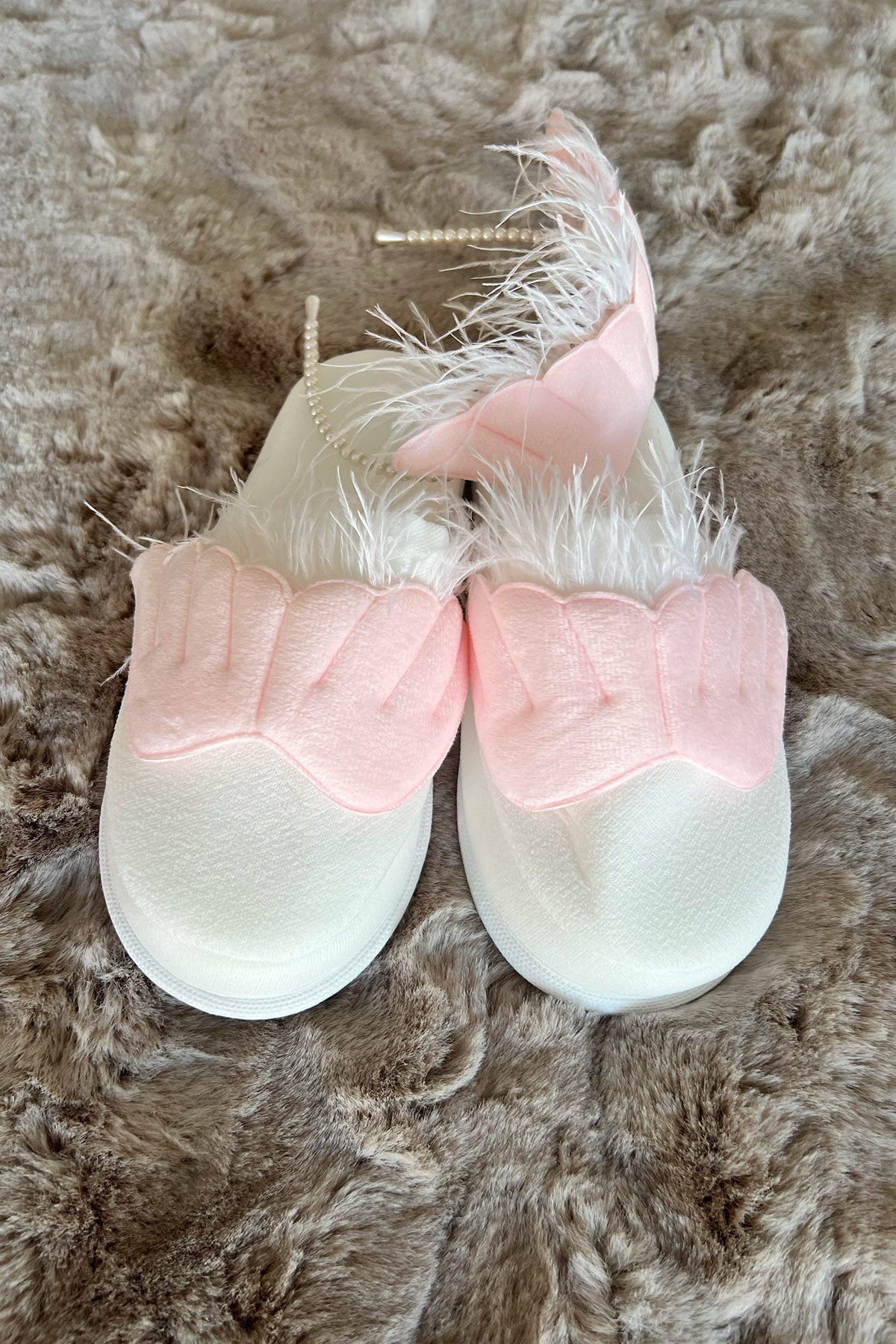 Shopymommy 757107 Angel Wing Maternity Crown & Maternity Slippers Set Pink